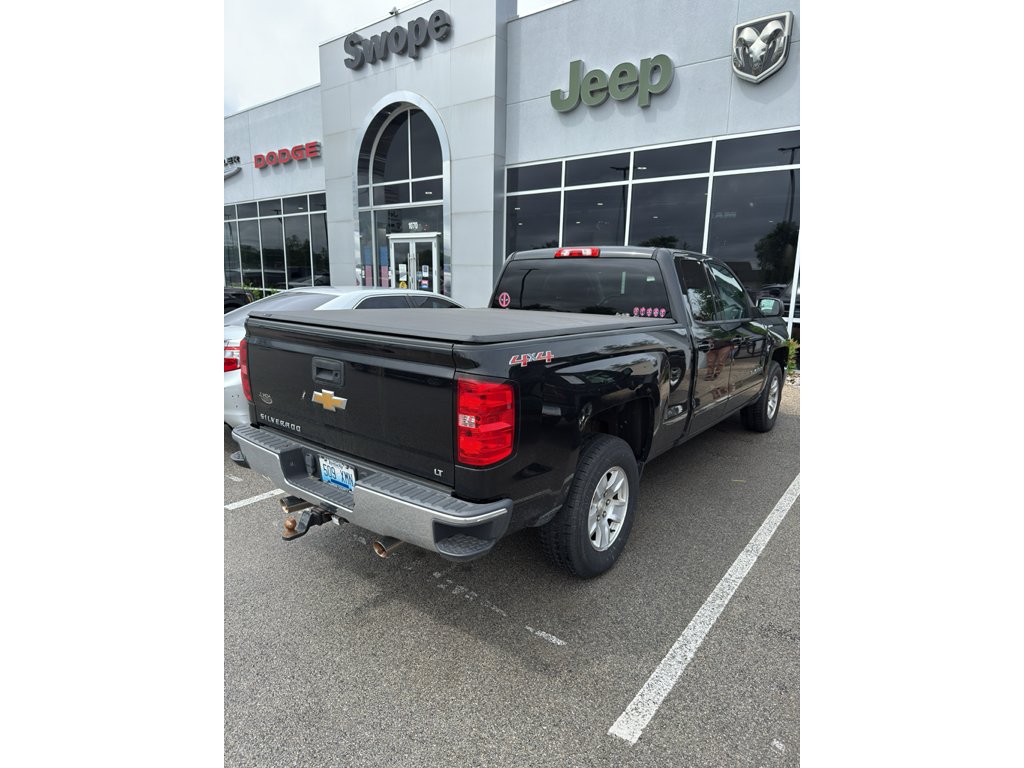 Used 2015 Black Chevrolet LT image 6
