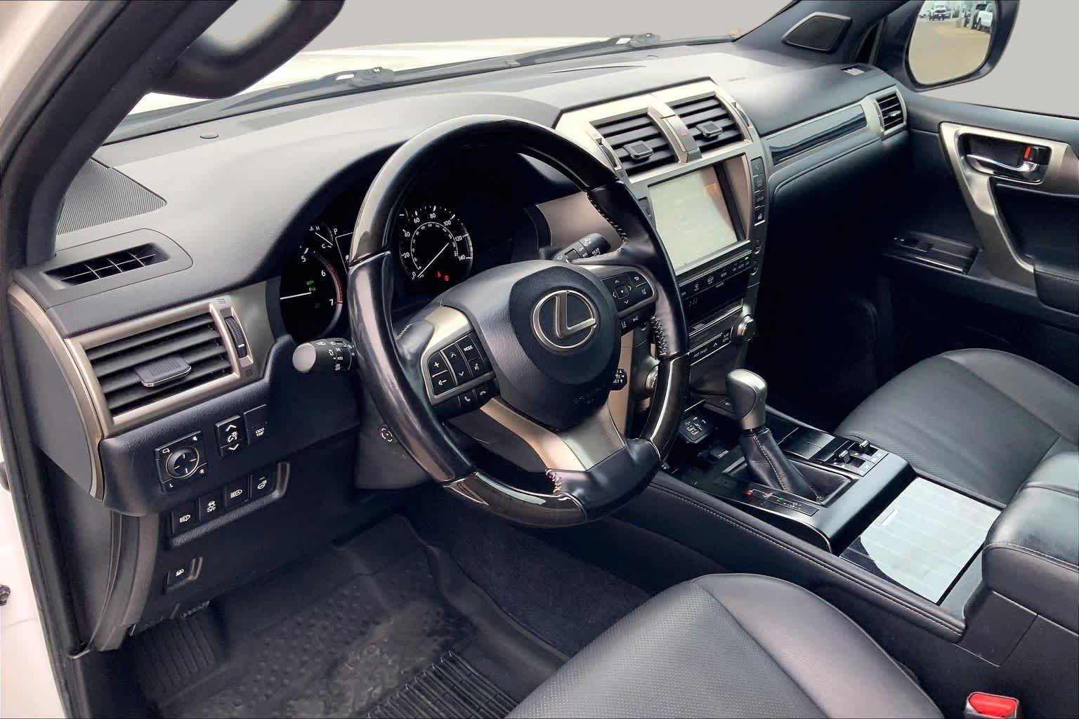 Used 2021 Starfire Pearl Lexus Premium image 17