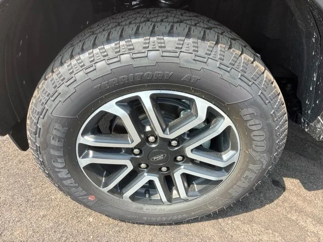 New 2026 Marsh Gray Ford Lariat® image 15