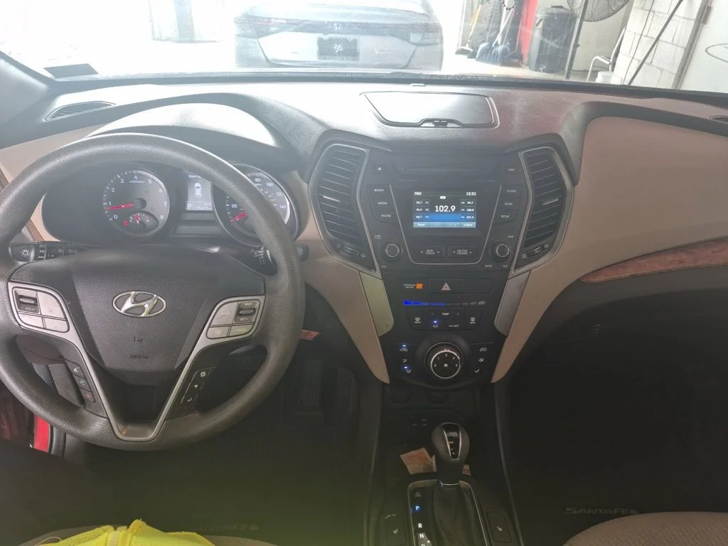 Used 2016 Red Hyundai 2.4 Base image 11