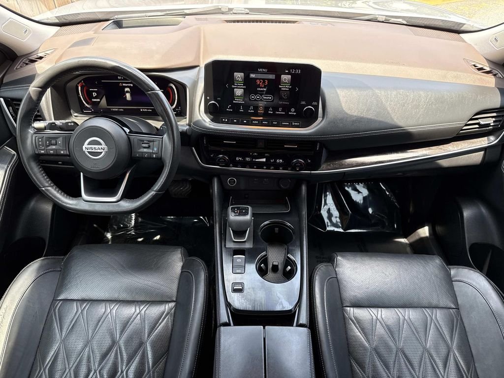Used 2021 Gray Nissan Platinum image 19
