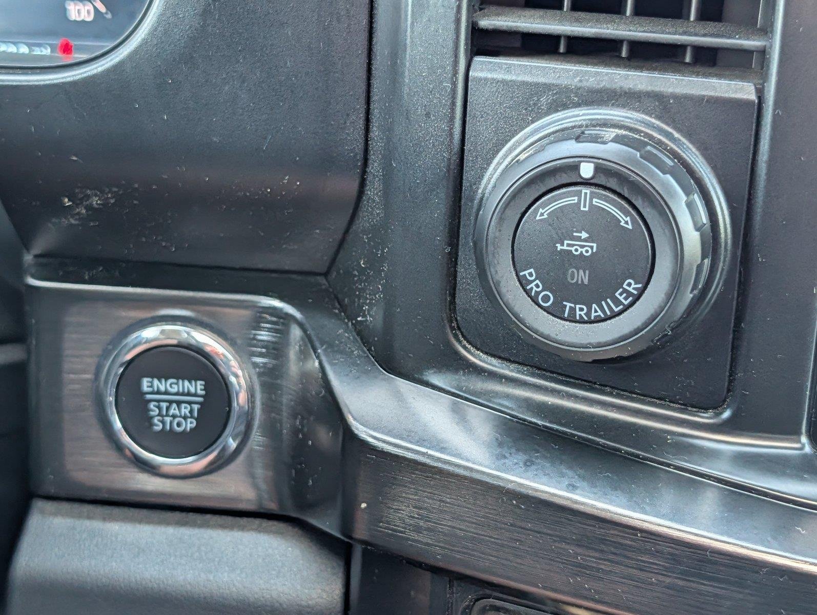 Used 2024 Carbonized Gray Ford Lariat image 29