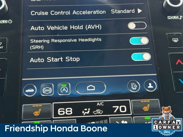 Used 2025 White Subaru Onyx Edition XT image 28