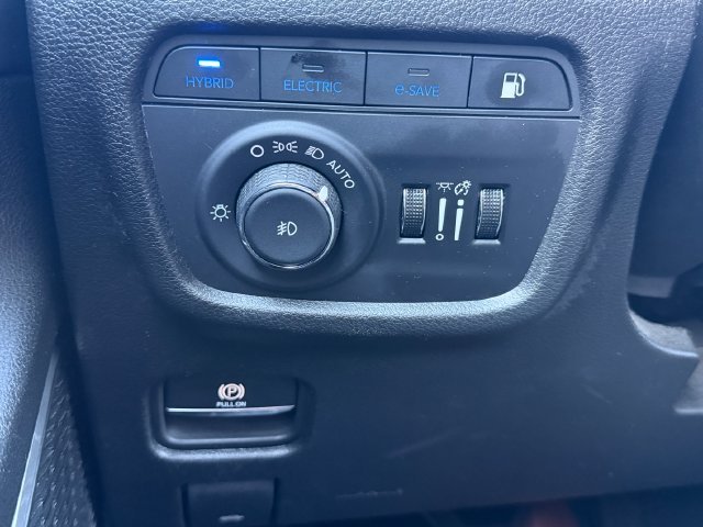 Used 2024 White Jeep 4xe image 24