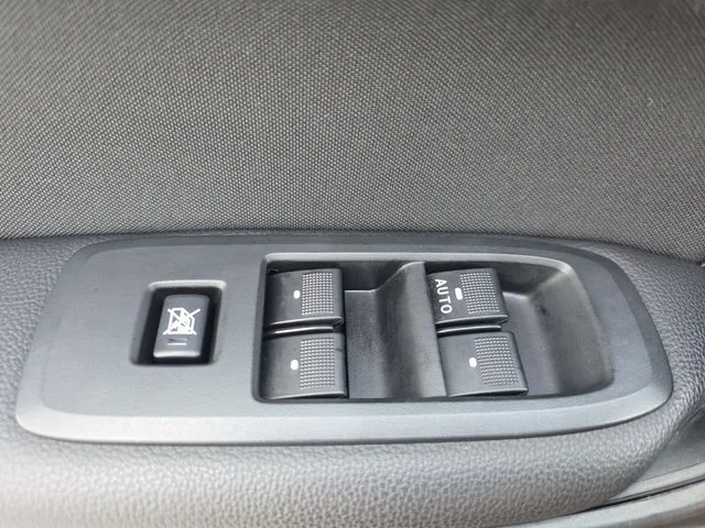 Used 2021 White Ford XL image 23