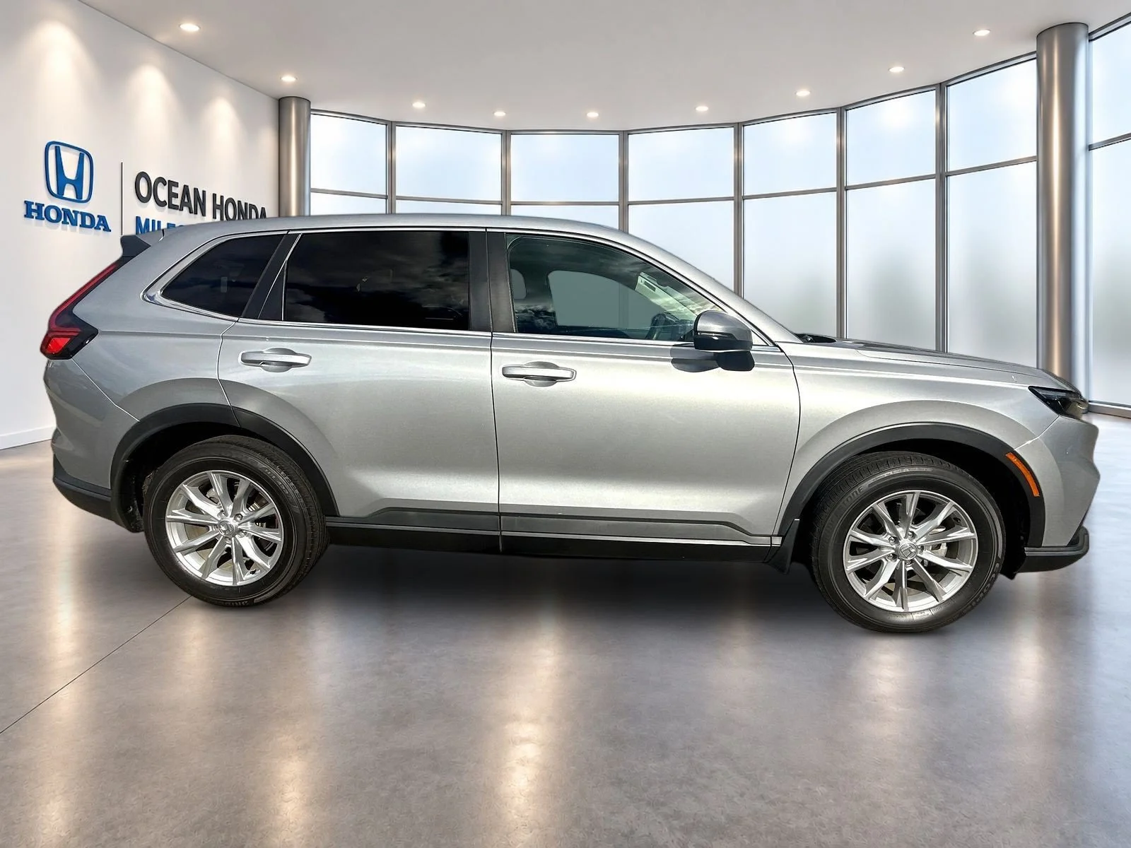 Used 2024 Silver Metallic Honda EX image 4
