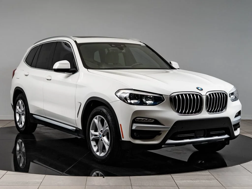 Used 2019 Alpine White BMW xDrive30i image 12