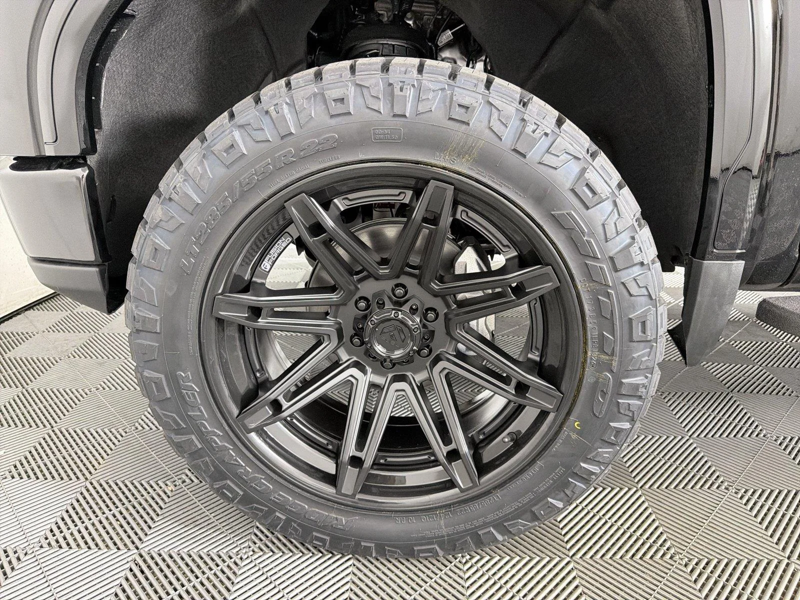 New 2026 Onyx Black GMC AT4 image 9