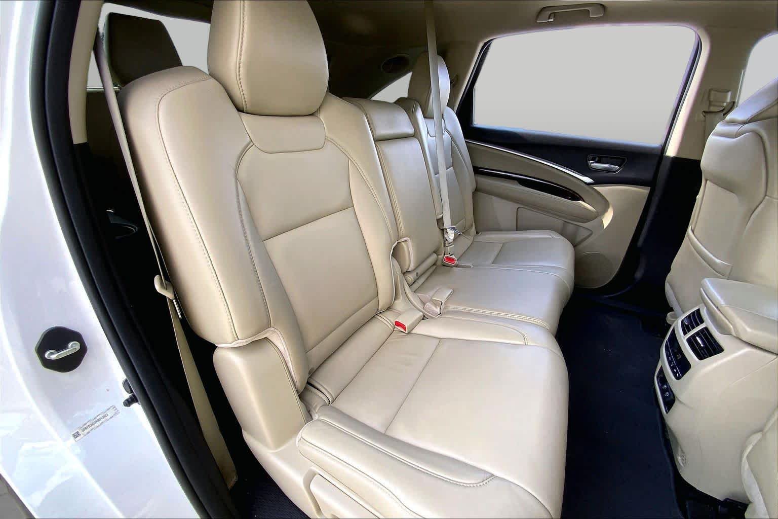 Used 2017 White Diamond Pearl Acura w/Technology Pkg image 19