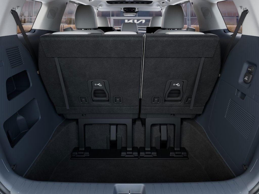 2025 Kia Carnival SX - Photo 19