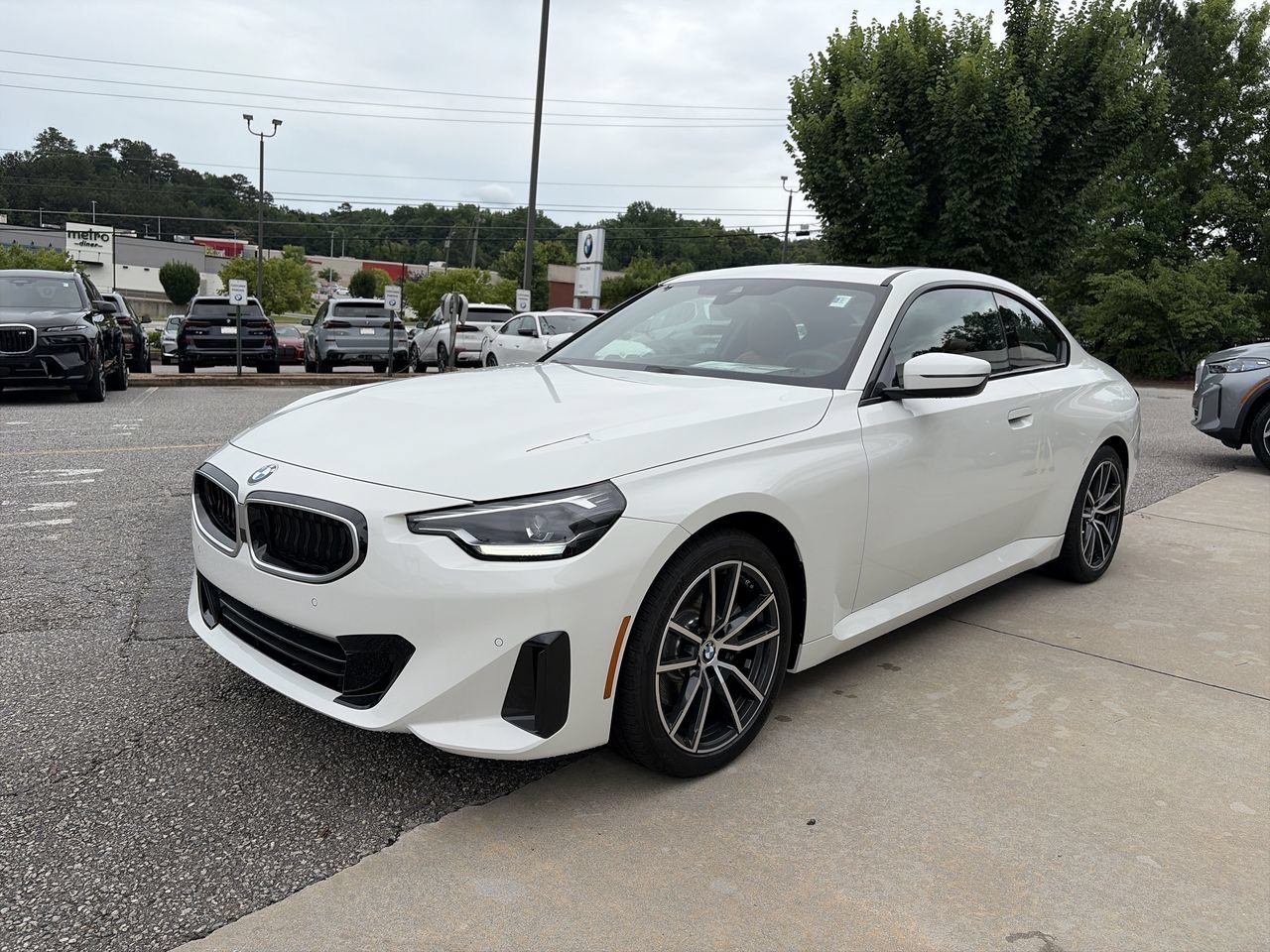 Used 2026 Alpine White BMW 230i xDrive image 4
