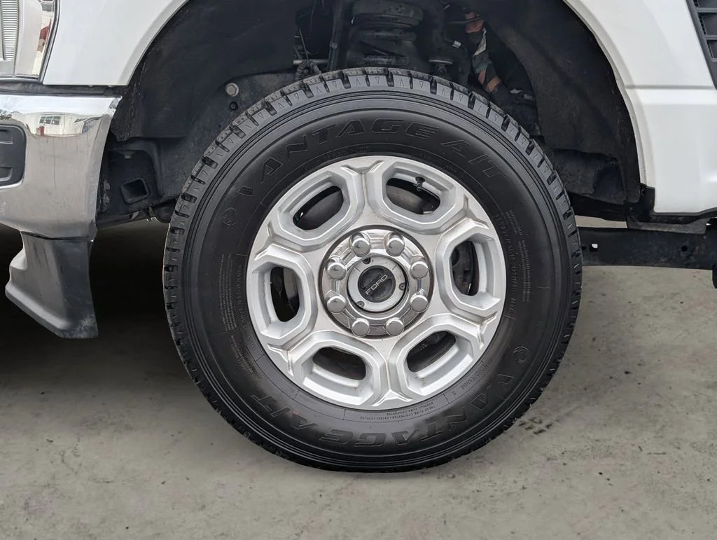 2025 Ford F-250 Super Duty XLT - Photo 28