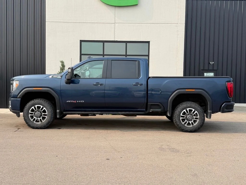 Used 2022 Blue GMC AT4 image 2