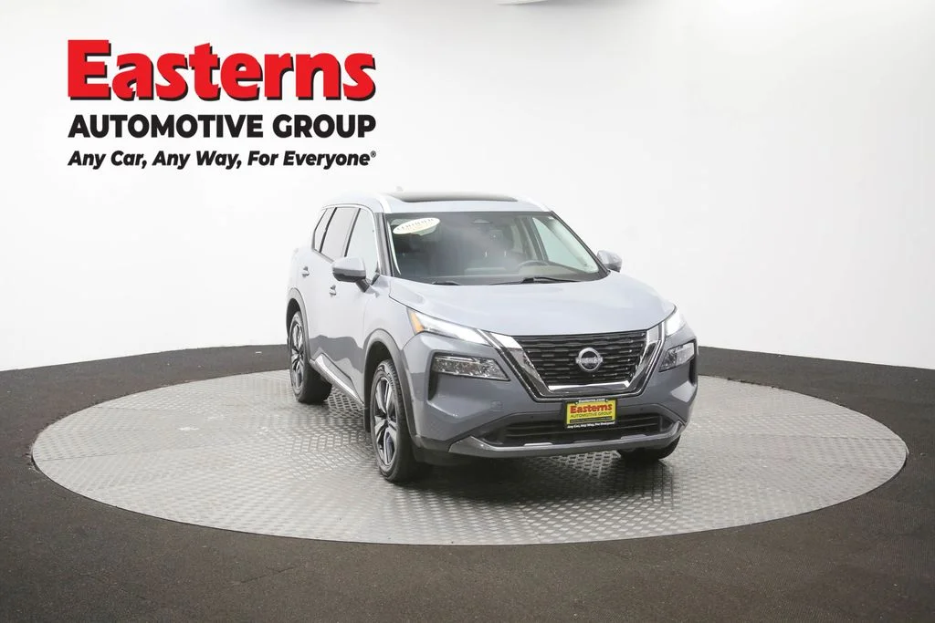 Used 2023 Gray Nissan SL image 50
