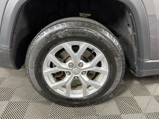Used 2023 Gray Jeep Limited image 12