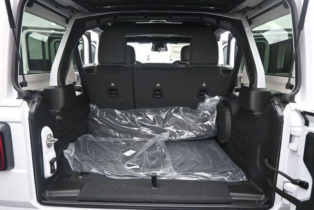 New 2026 Bright White Clear-Coat Exterior Paint Jeep 85th Anniversary Edition image 7