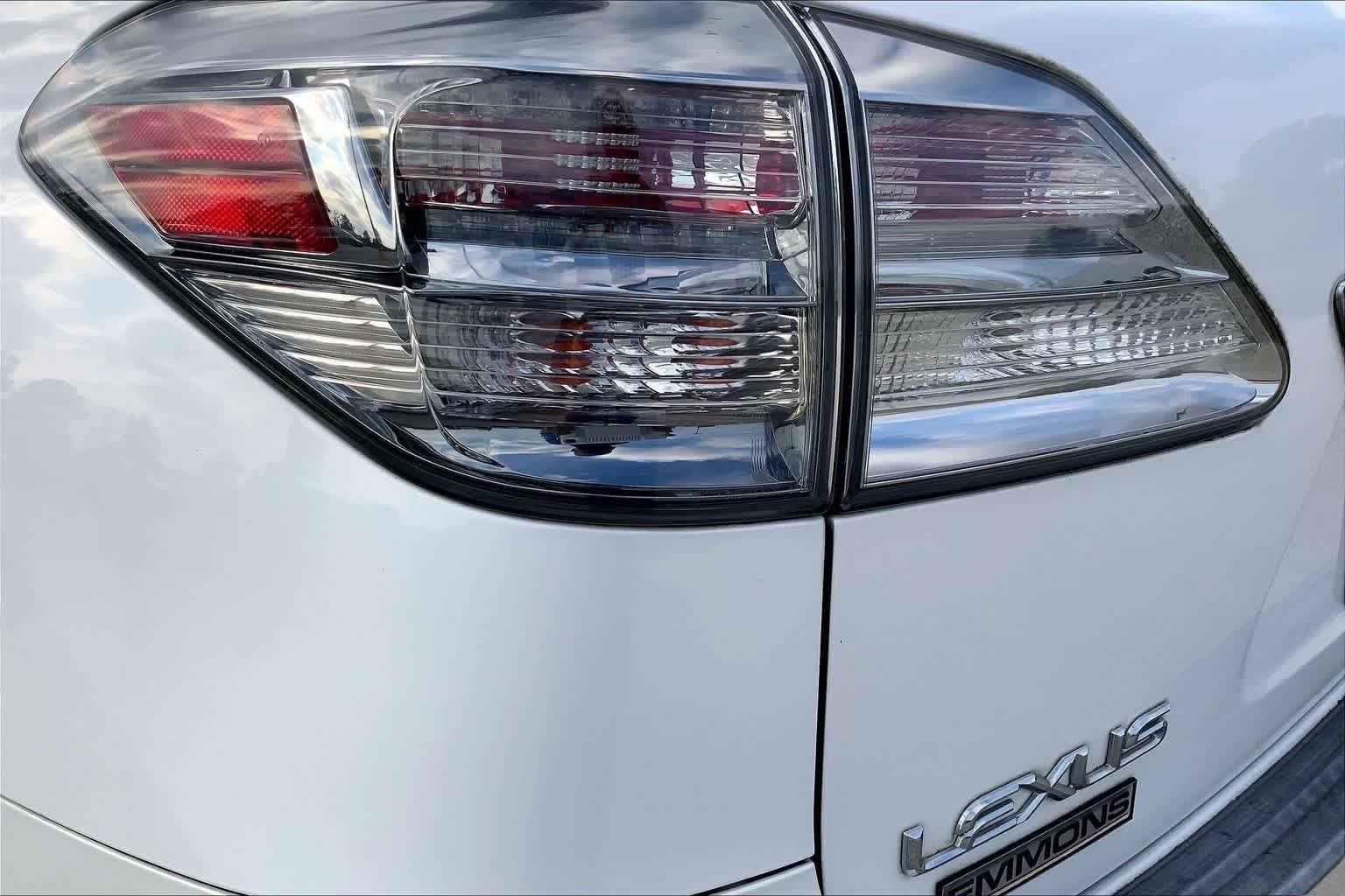 Used 2010 Starfire Pearl Lexus  image 26