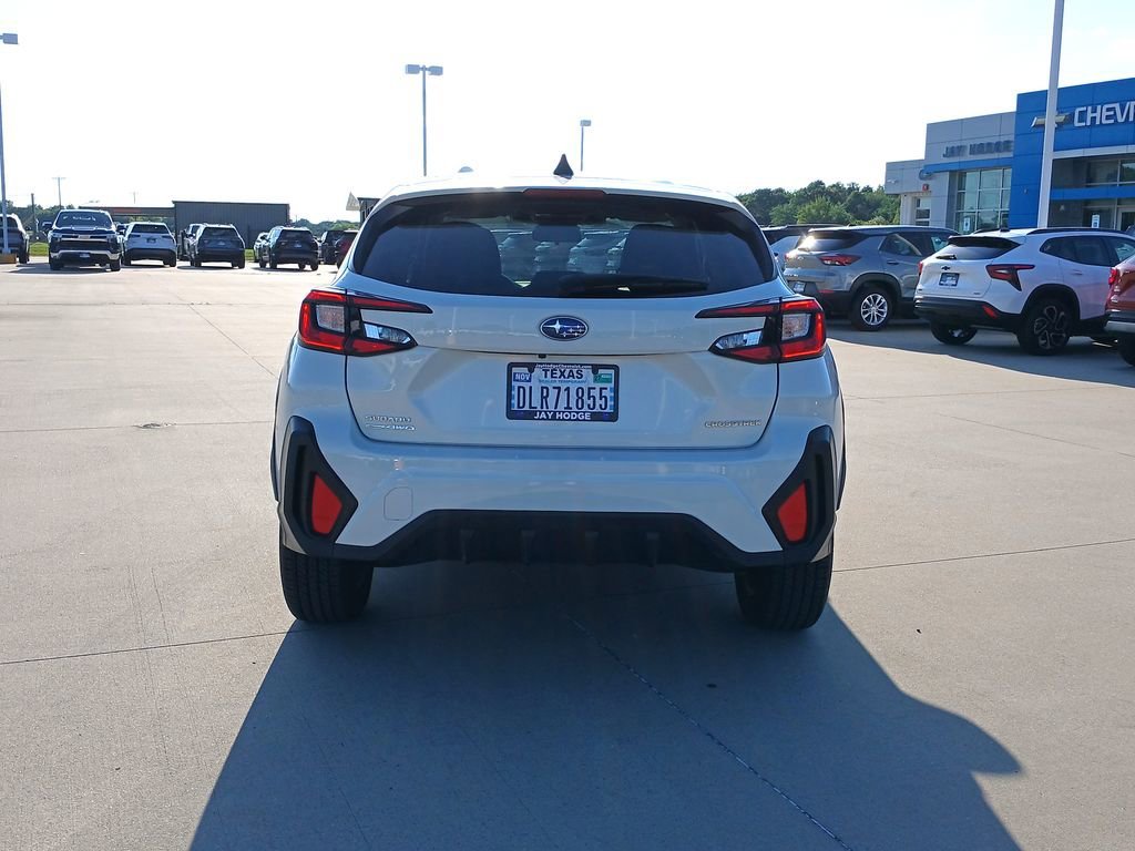 Used 2024 White Subaru  image 7