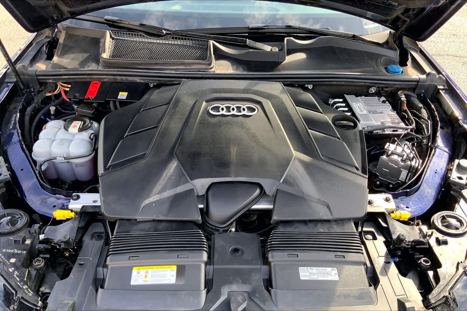 Used 2022 Mythos Black Metallic Audi Premium image 32