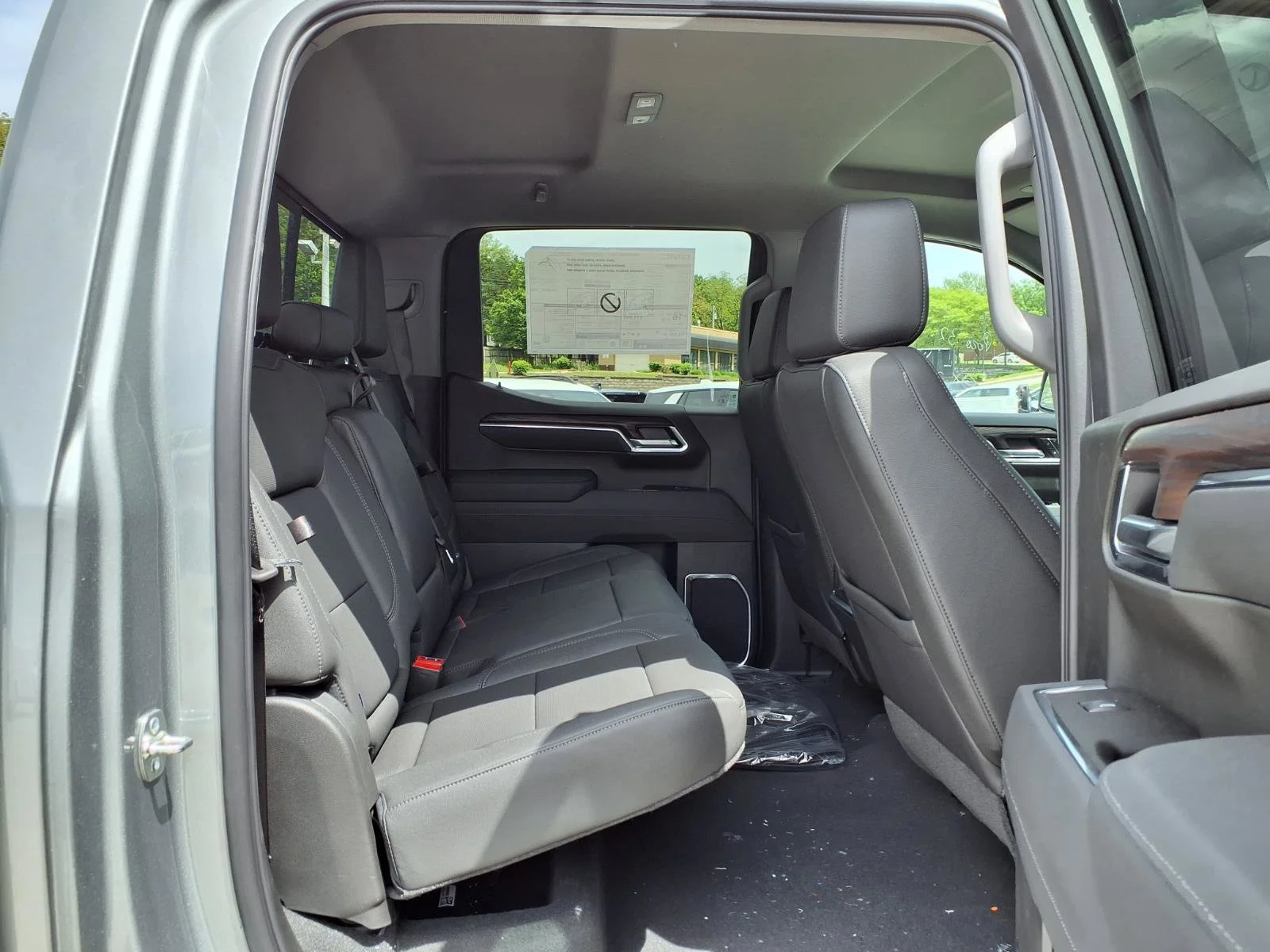 2026 GMC Sierra 1500 SLT - Photo 21