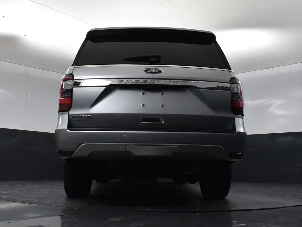 Used 2021 Silver Metallic Ford Limited image 10