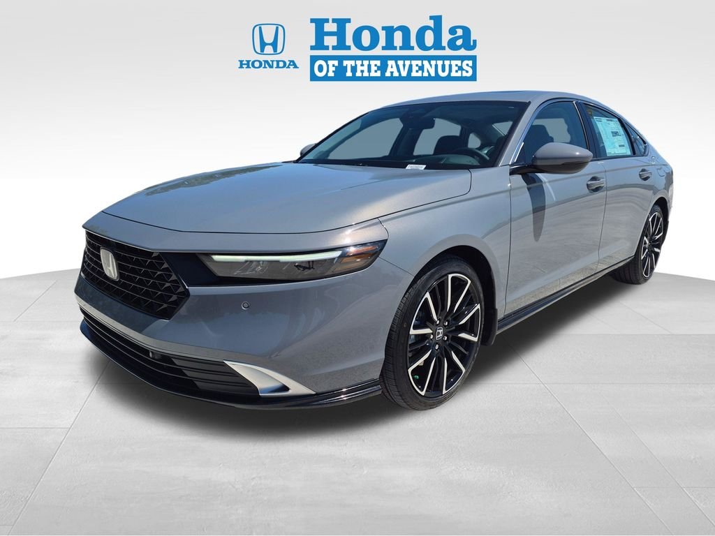 New 2026 Urban Gray Pearl Honda Touring image 3