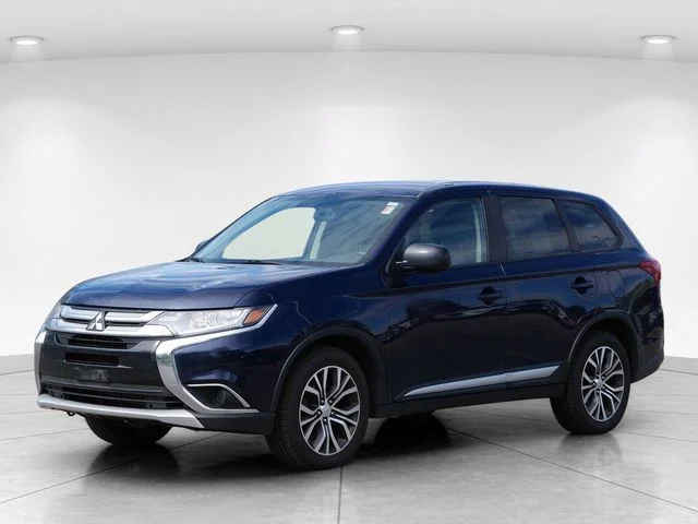 Used 2016 Mitsubishi Outlander ES with VIN JA4AZ3A38GZ051735 for sale in White Bear Lake, Minnesota