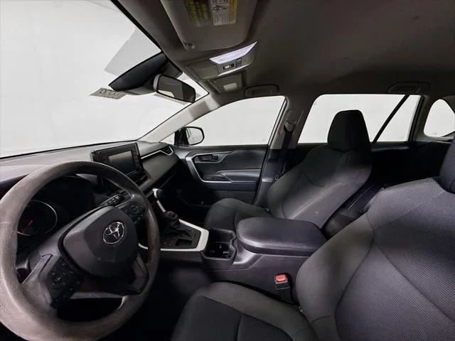 Certified Used 2022 SILVER SKY METALLIC Toyota  image 21