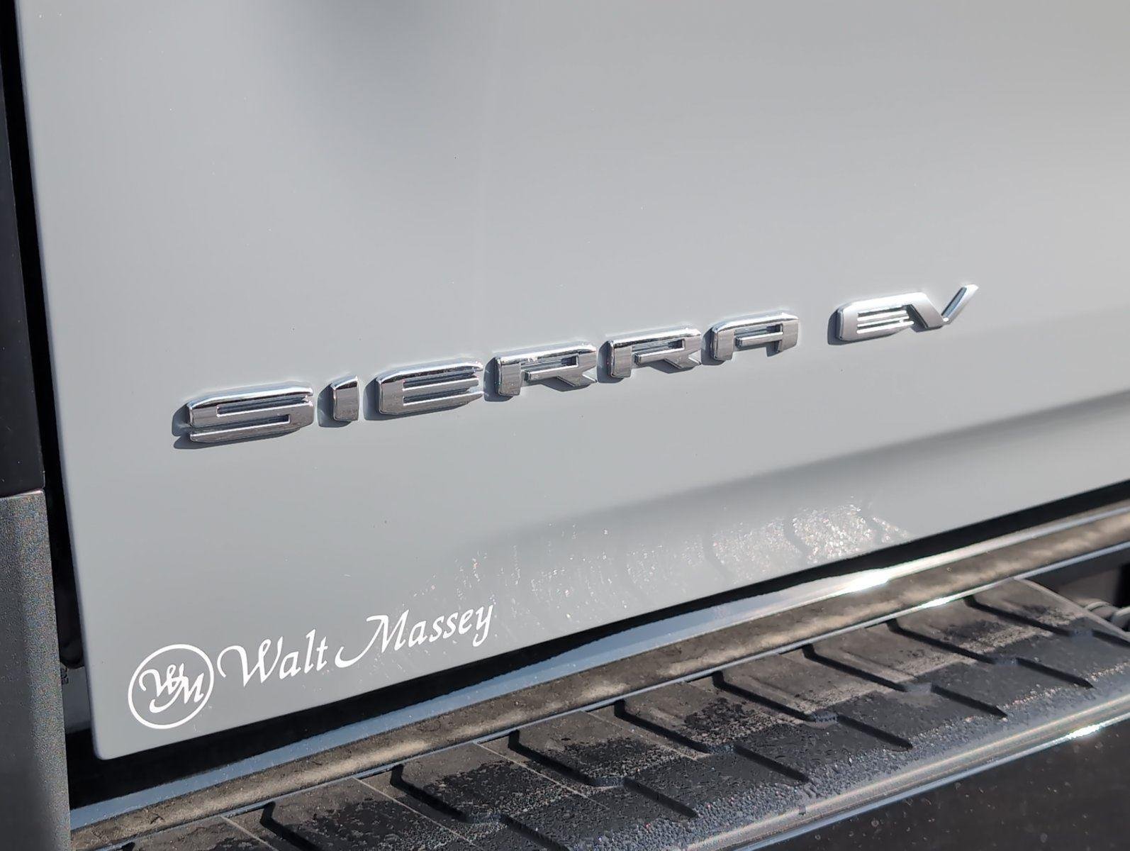 New 2026 Thunderstorm Gray GMC Elevation Standard Range image 28