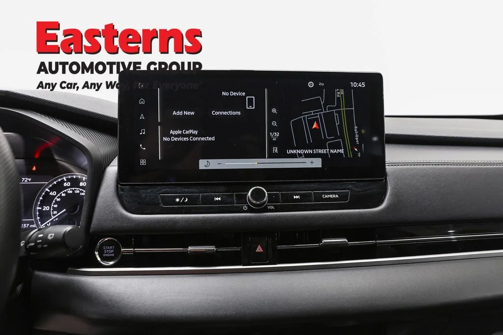 Used 2025 Red Mitsubishi SE image 12