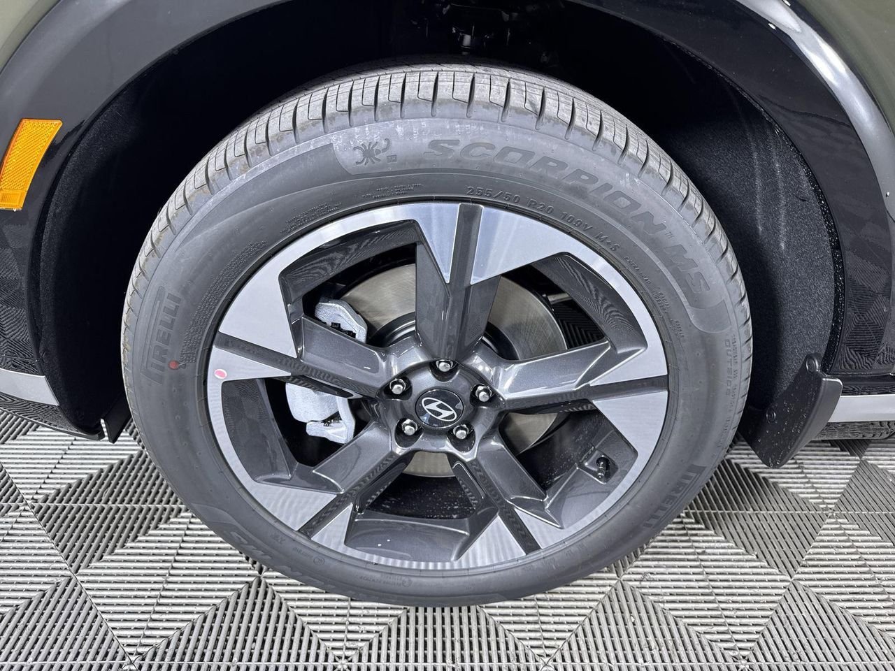 New 2026 Titan Charcoal Pearl Hyundai Limited image 9