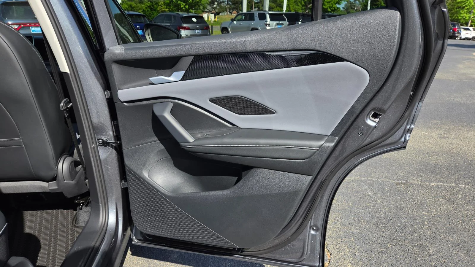 New 2026 Platinum Gray Metallic Volkswagen SE image 45