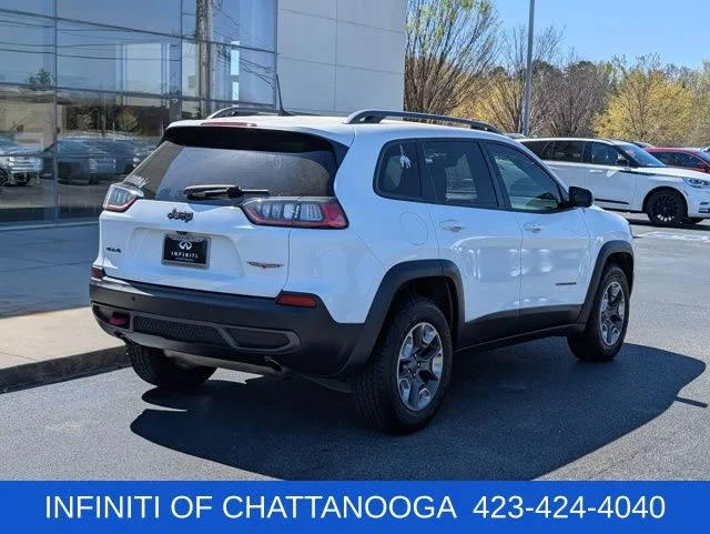 Used 2019 White Jeep Trailhawk image 7