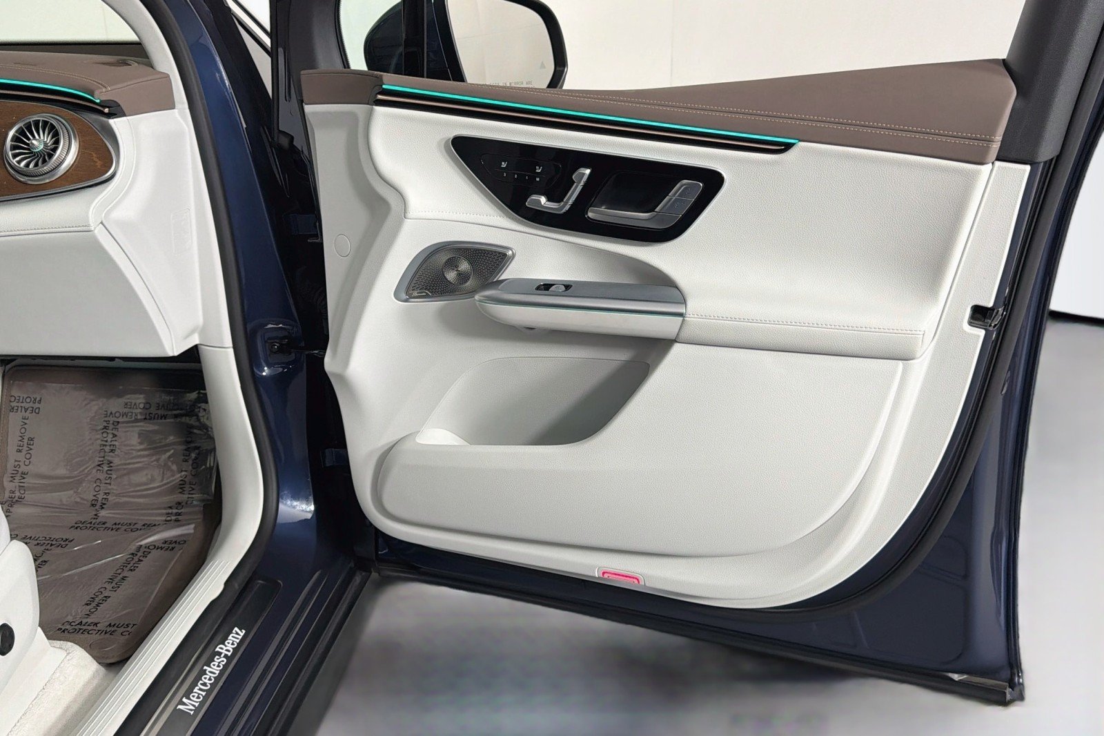 Used 2023 Twilight Blue Metallic Mercedes-Benz 350+ image 23