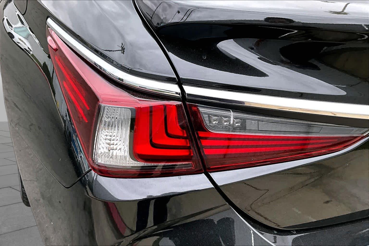 Used 2024 Caviar Lexus  image 29