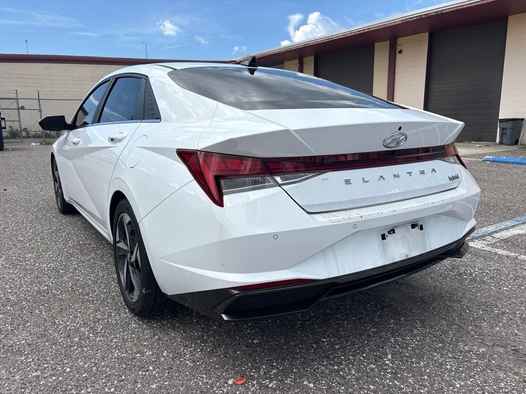 Used 2023 White Hyundai Limited image 5