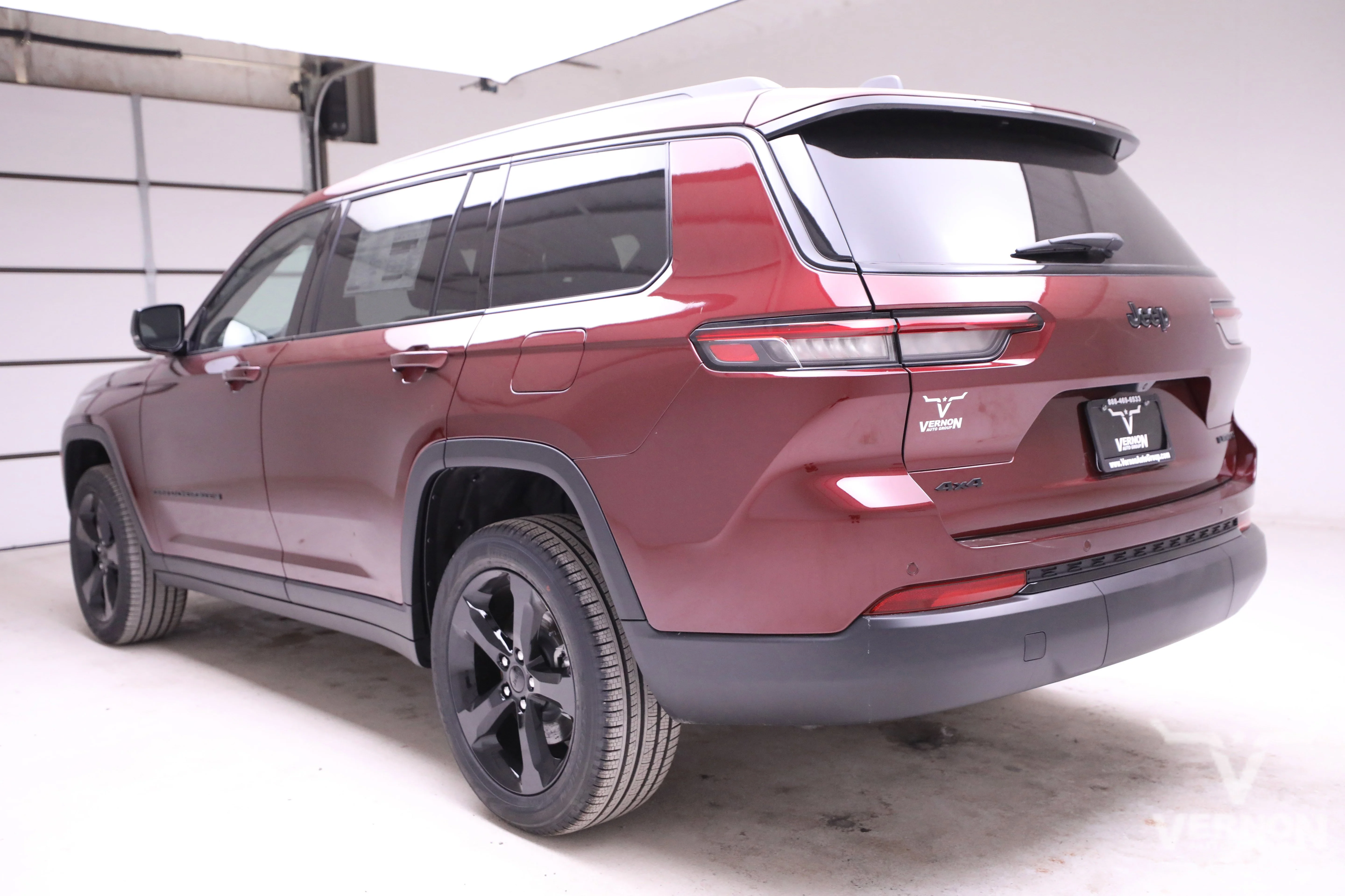 New 2025 Jeep Grand Cherokee L Limited 4x4