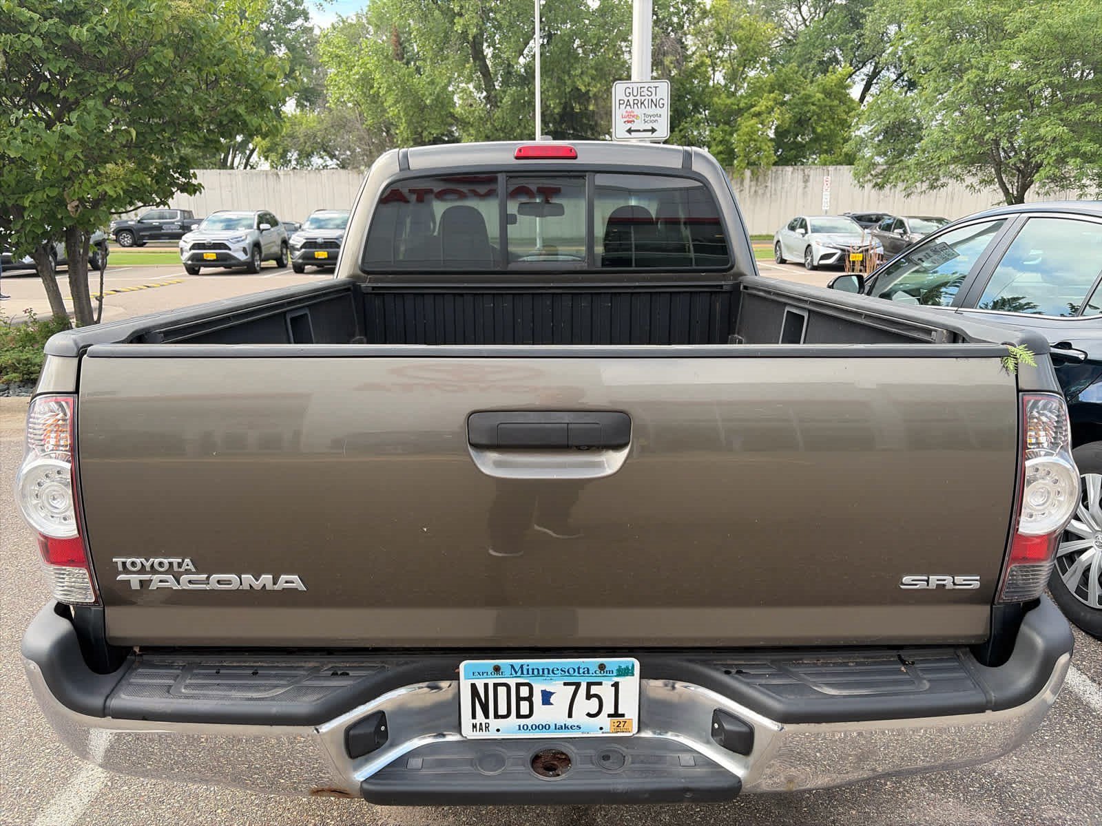 Used 2009 Pyrite Mica Toyota  image 4