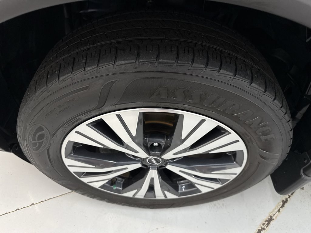 Used 2023 Caspian Blue Metallic Nissan SV image 30