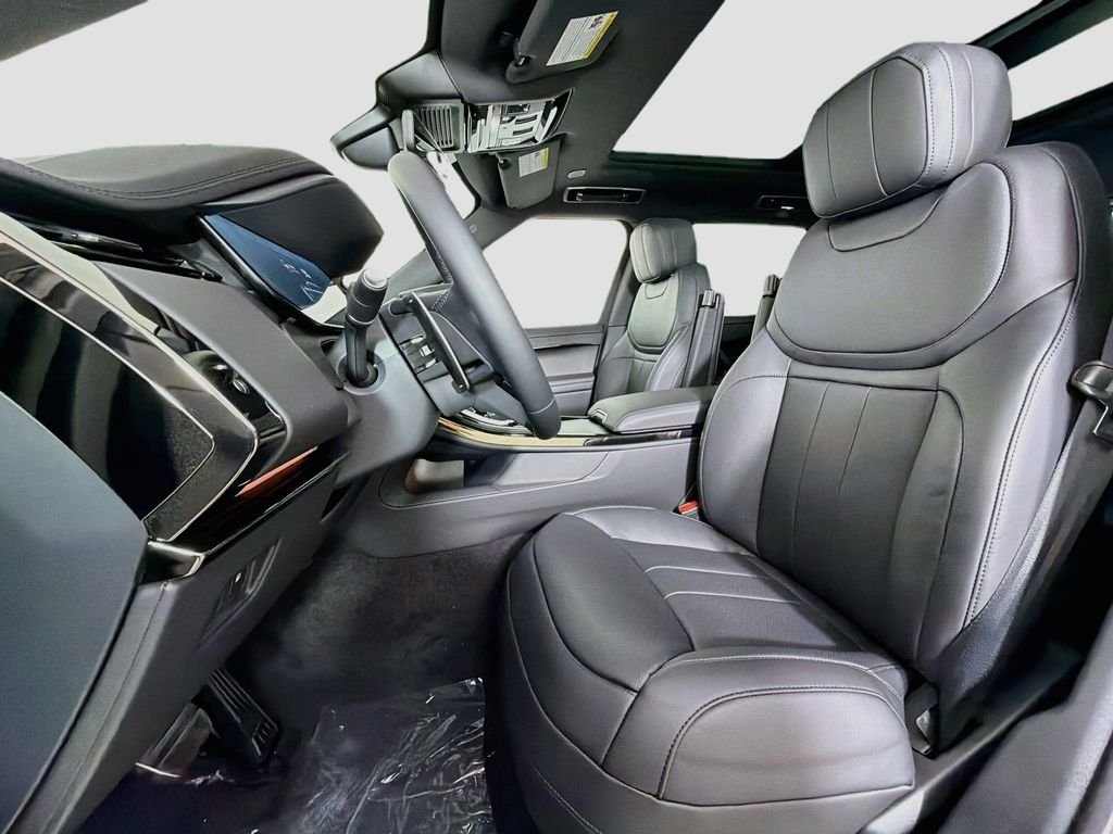 New 2026 Varesine Blue Land Rover Dynamic SE image 22