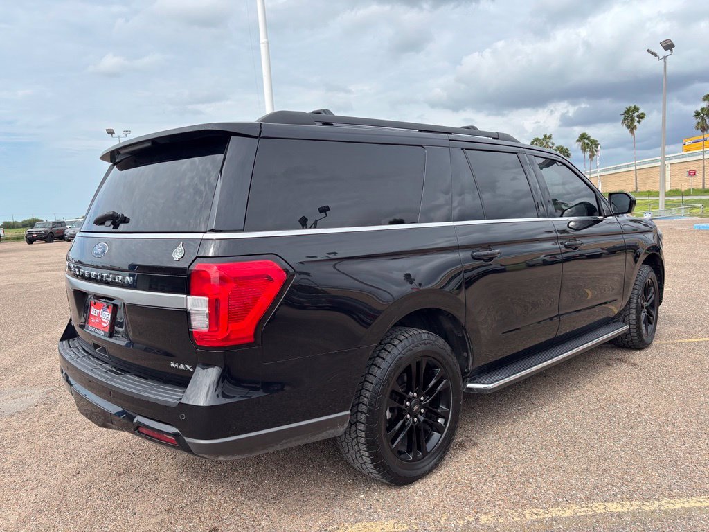 Used 2023 Black Ford XLT image 6