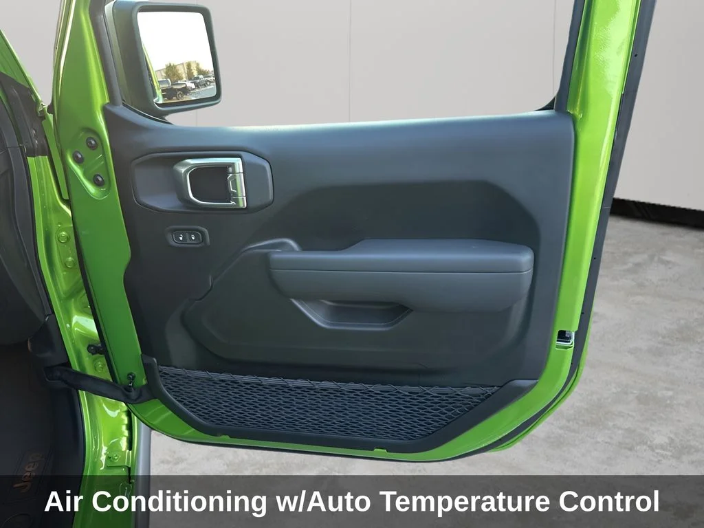2025 Jeep Gladiator Willys - Photo 16