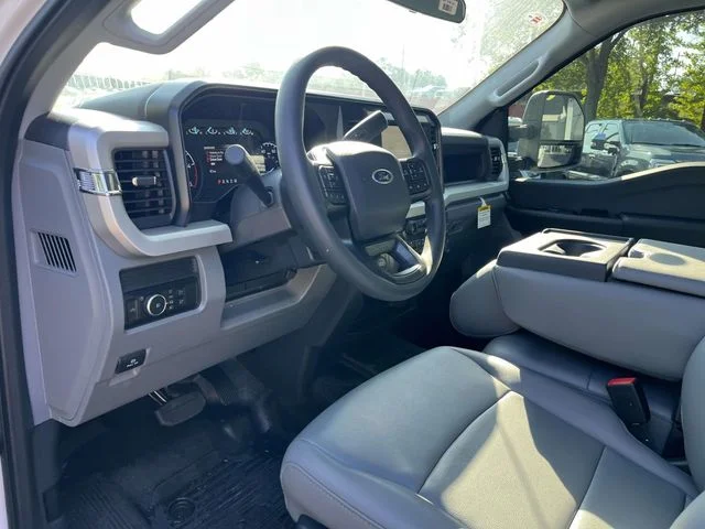 2026 Ford F-250 Super Duty XL - Photo 12