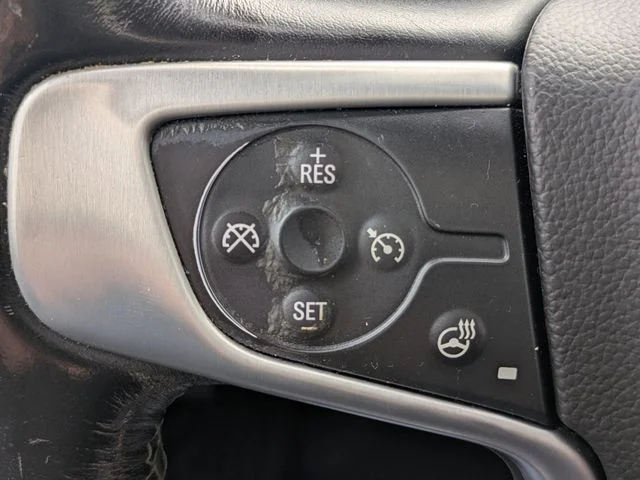 Used 2018 Quartz GMC SLT image 24