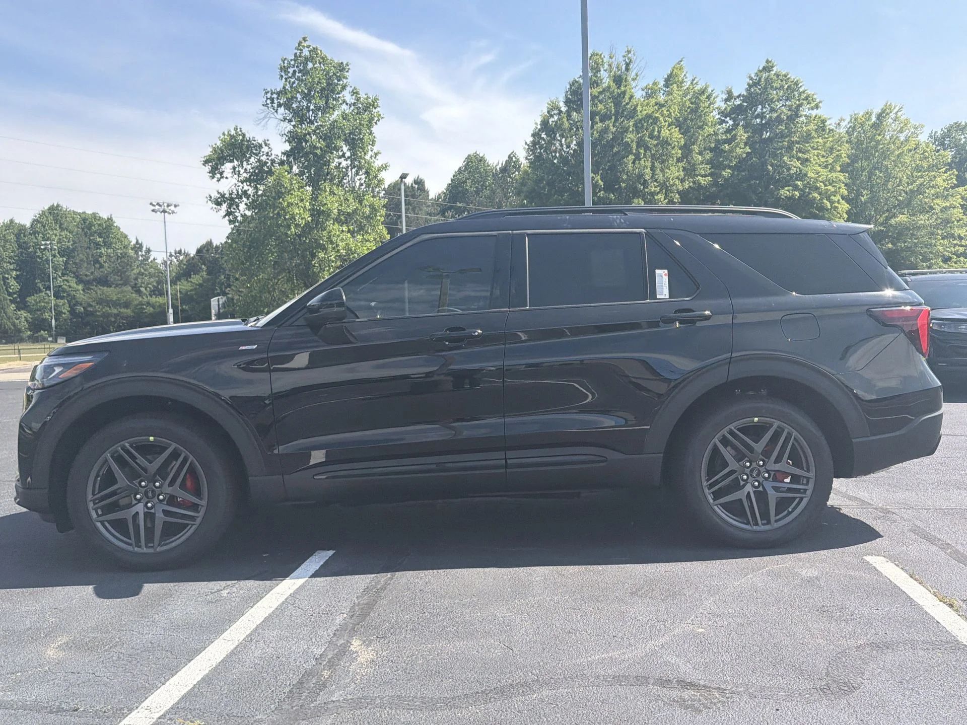New 2026 Agate Black Metallic Ford ST-Line image 25