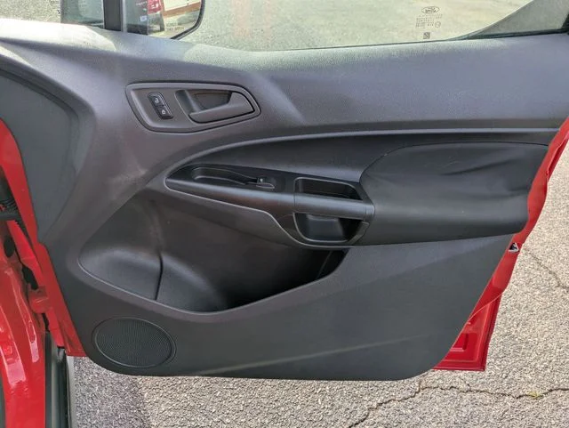 Used 2016 Red Ford XL image 32