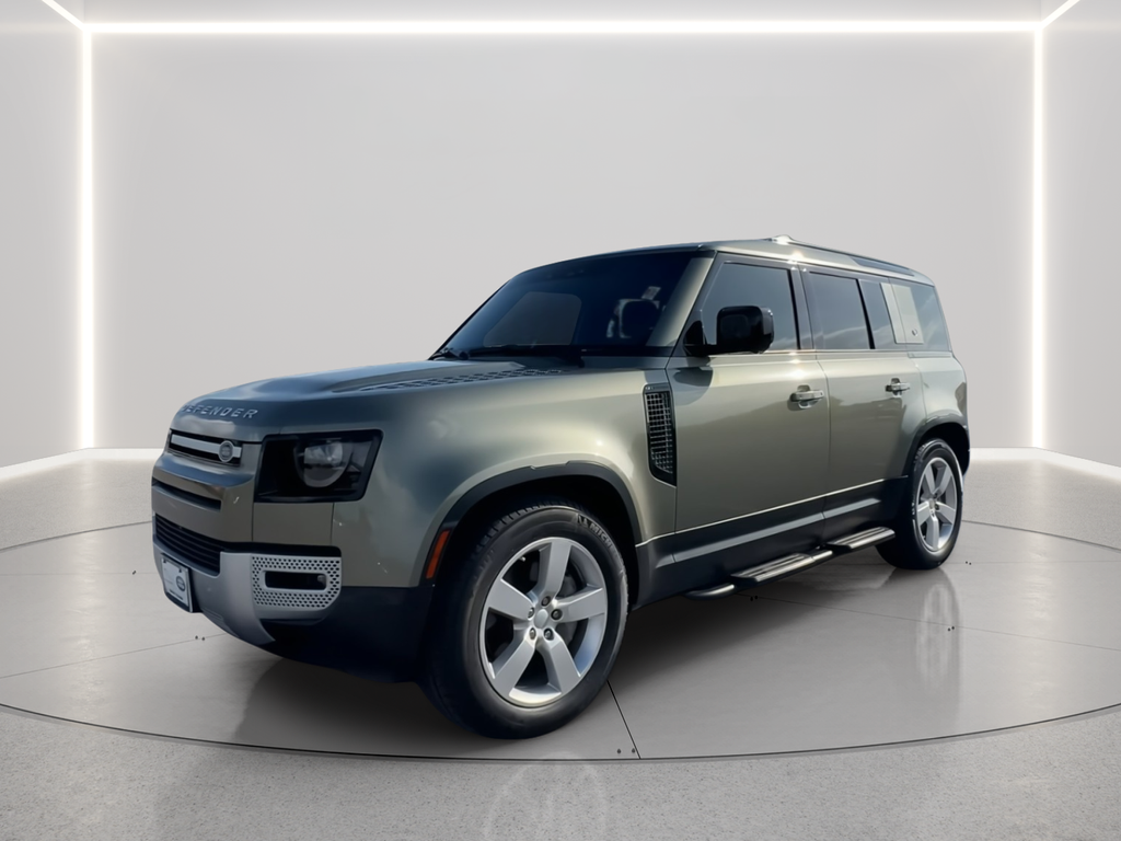 Used 2021 Green Land Rover SE image 4
