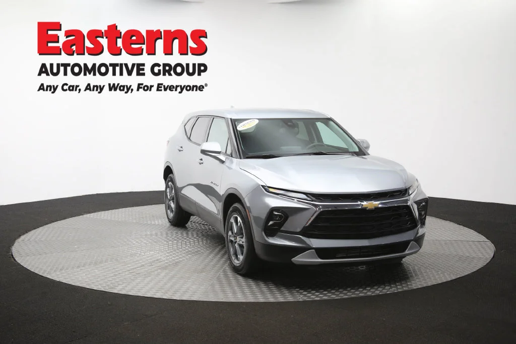 Used 2025 Gray Chevrolet LT image 54