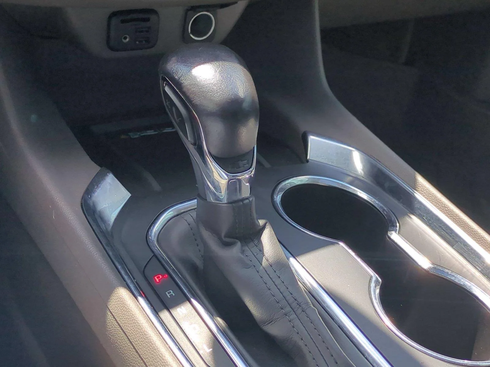 Used 2021 Summit White Chevrolet Premier image 27