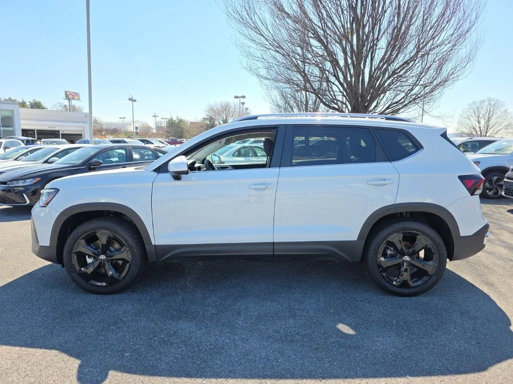 2026 Volkswagen Taos SEL - Photo 8